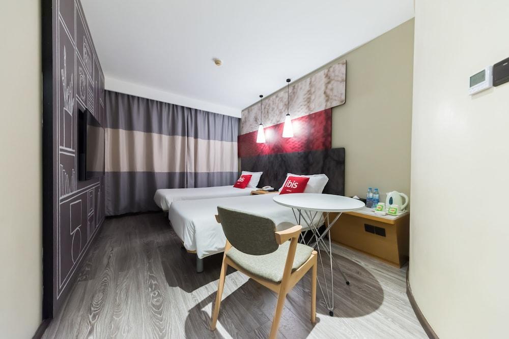 Отель Ibis Wuxi Hi Tech Экстерьер фото