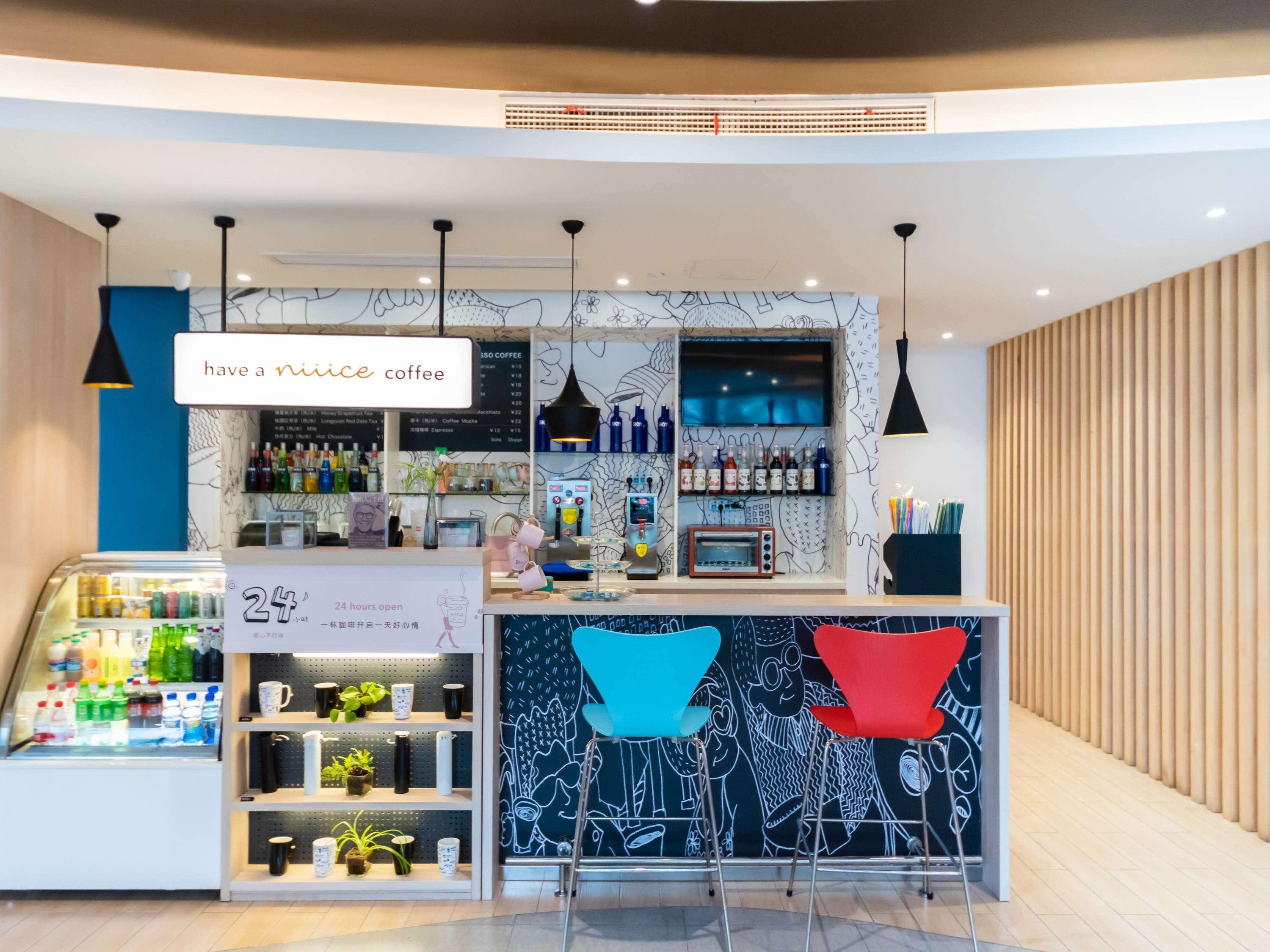 Отель Ibis Wuxi Hi Tech Экстерьер фото
